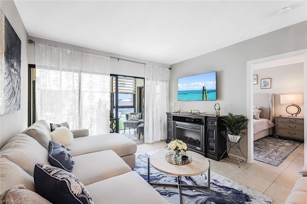 807 River Point Dr – photo 5