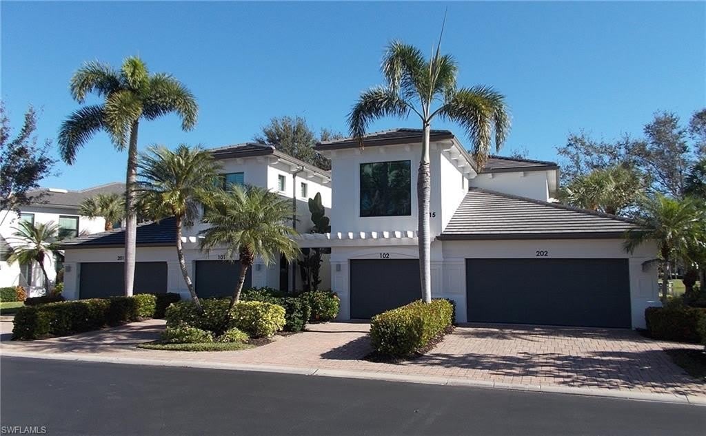 2444 Ravenna Blvd – photo 1