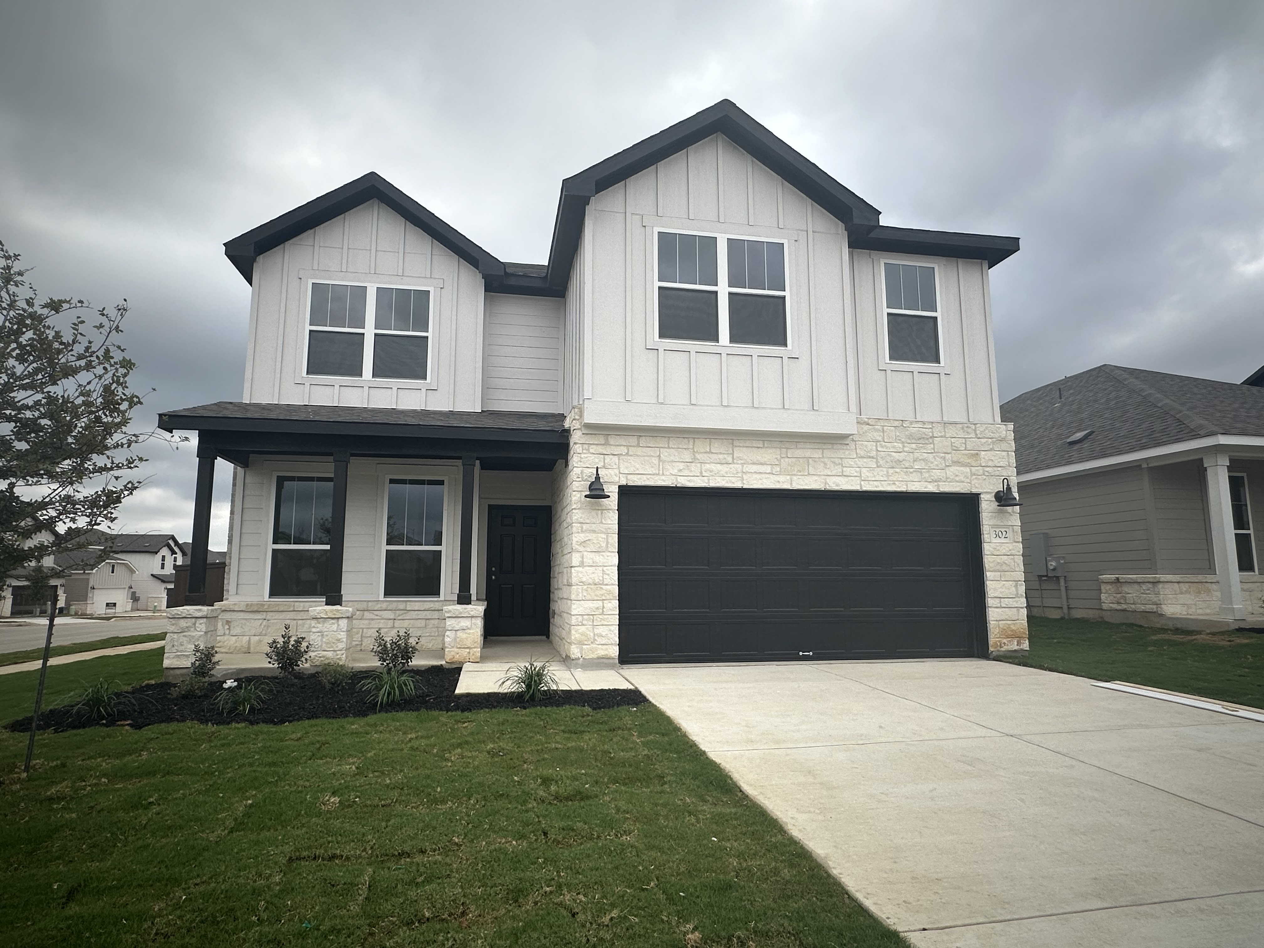 302 Rustic Grove – photo 1