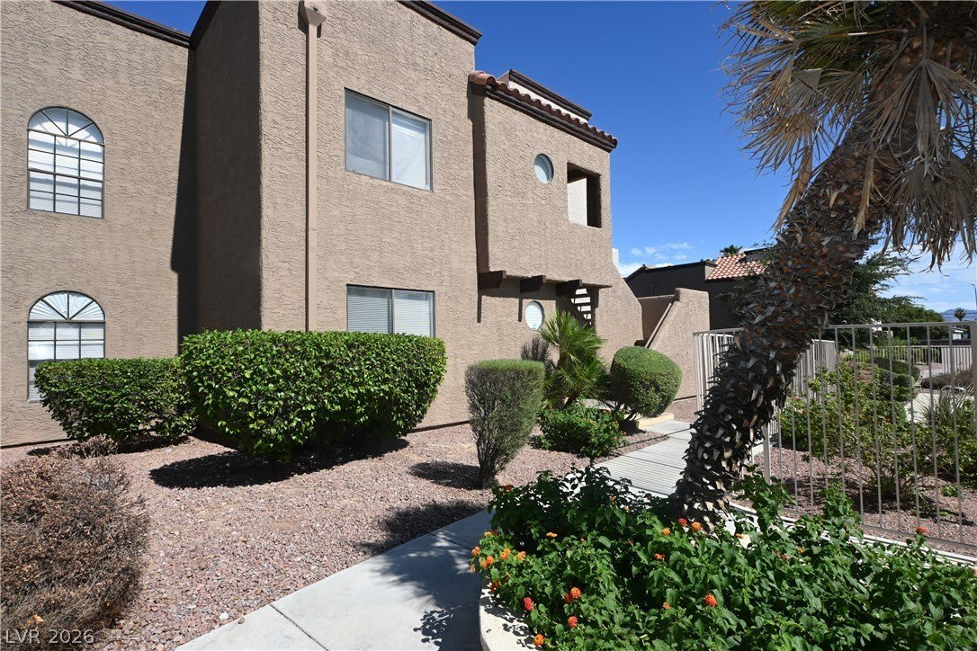 2968 Juniper Hills Boulevard – photo 1