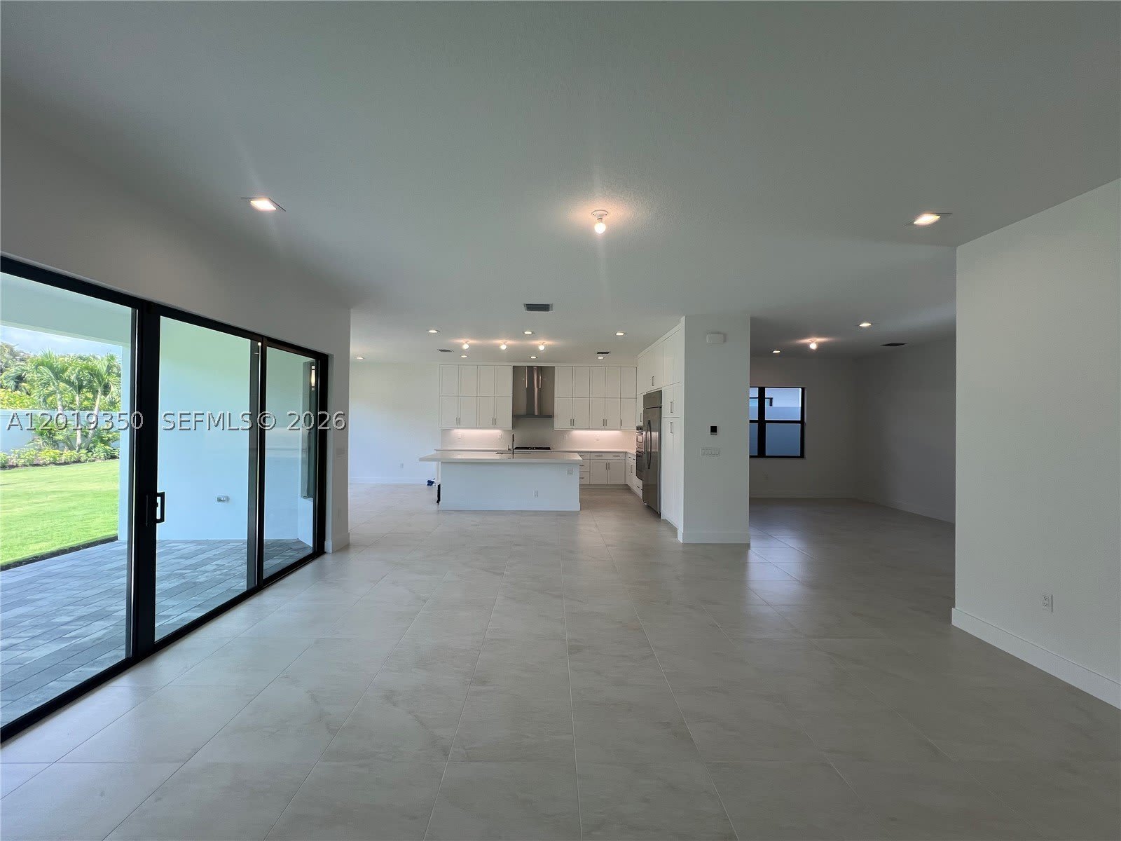 9172 Silver Marsh Ln – photo 4