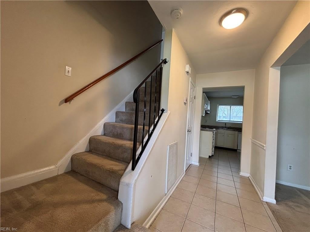 441 Woodlake Rd – photo 2