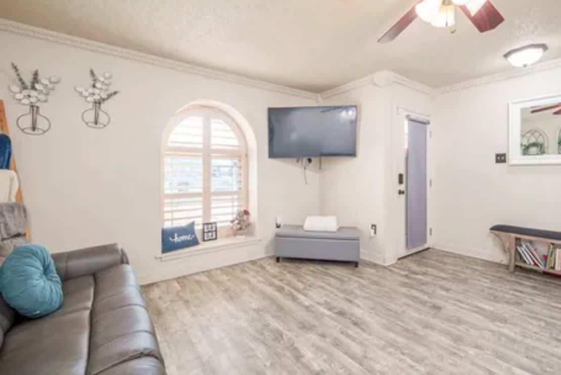 2717 Beechwood St – photo 3