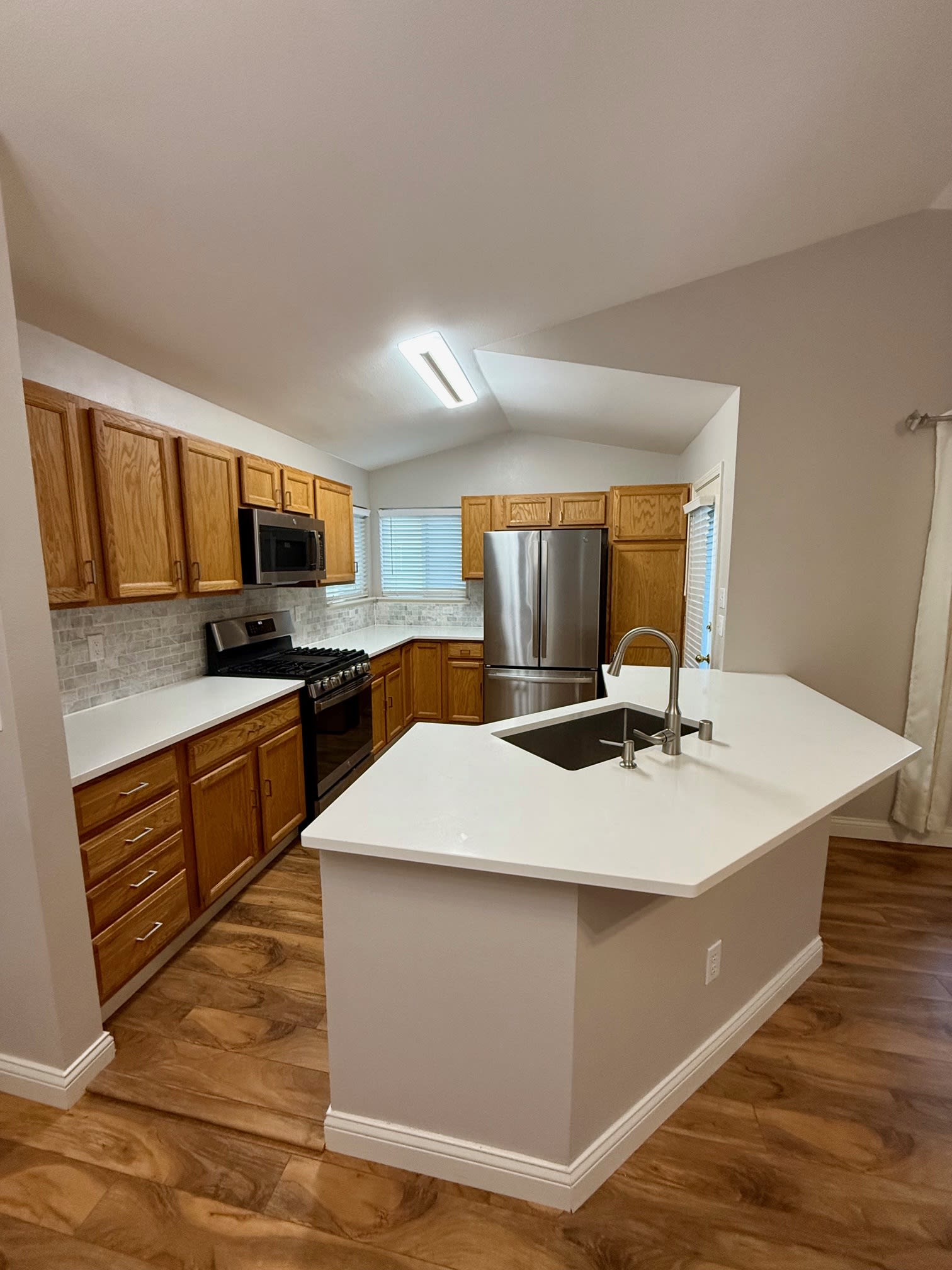 8929 Meadow Park Circle – photo 4