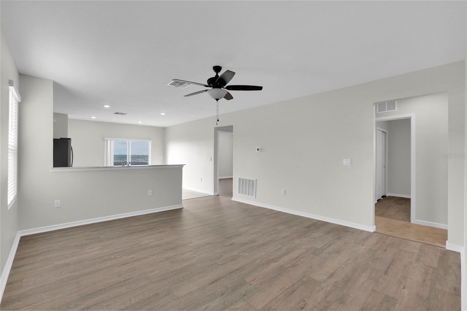 7425 CATANIA Loop – photo 2