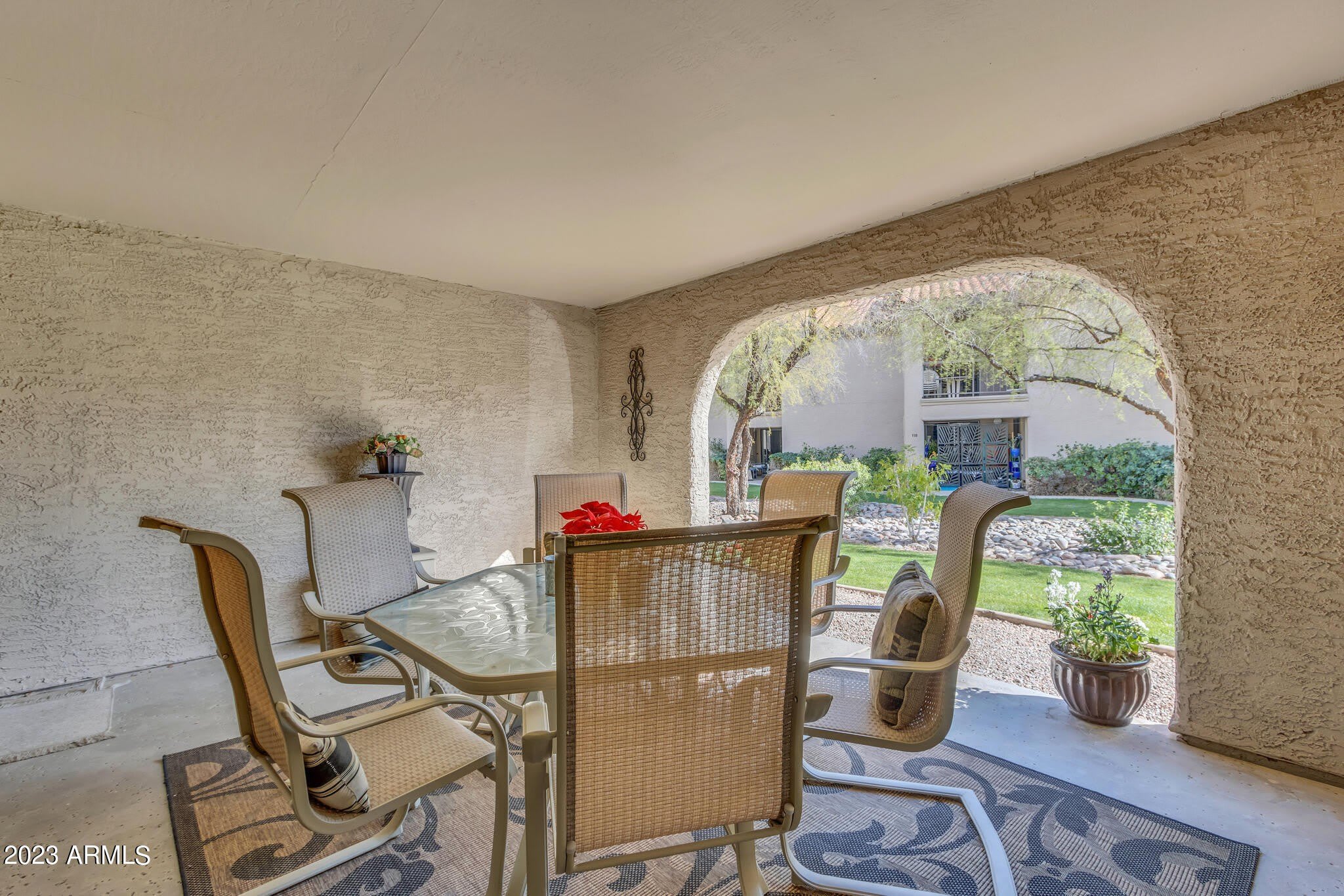 9430 E Mission Lane – photo 1
