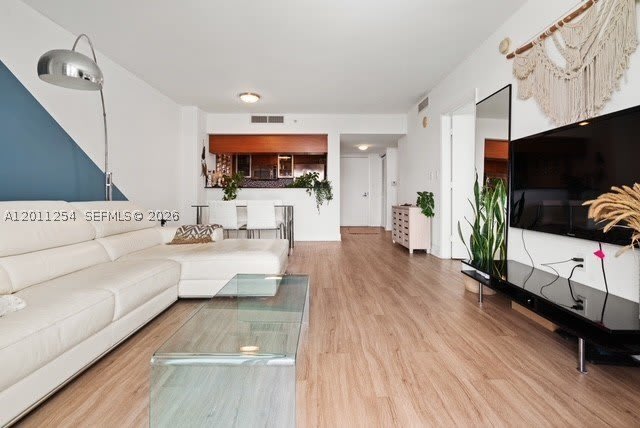 1800 N Bayshore Dr – photo 4