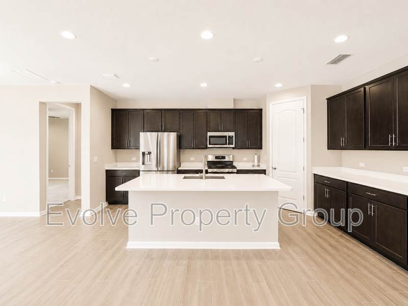 231 Flach Dr – photo 5