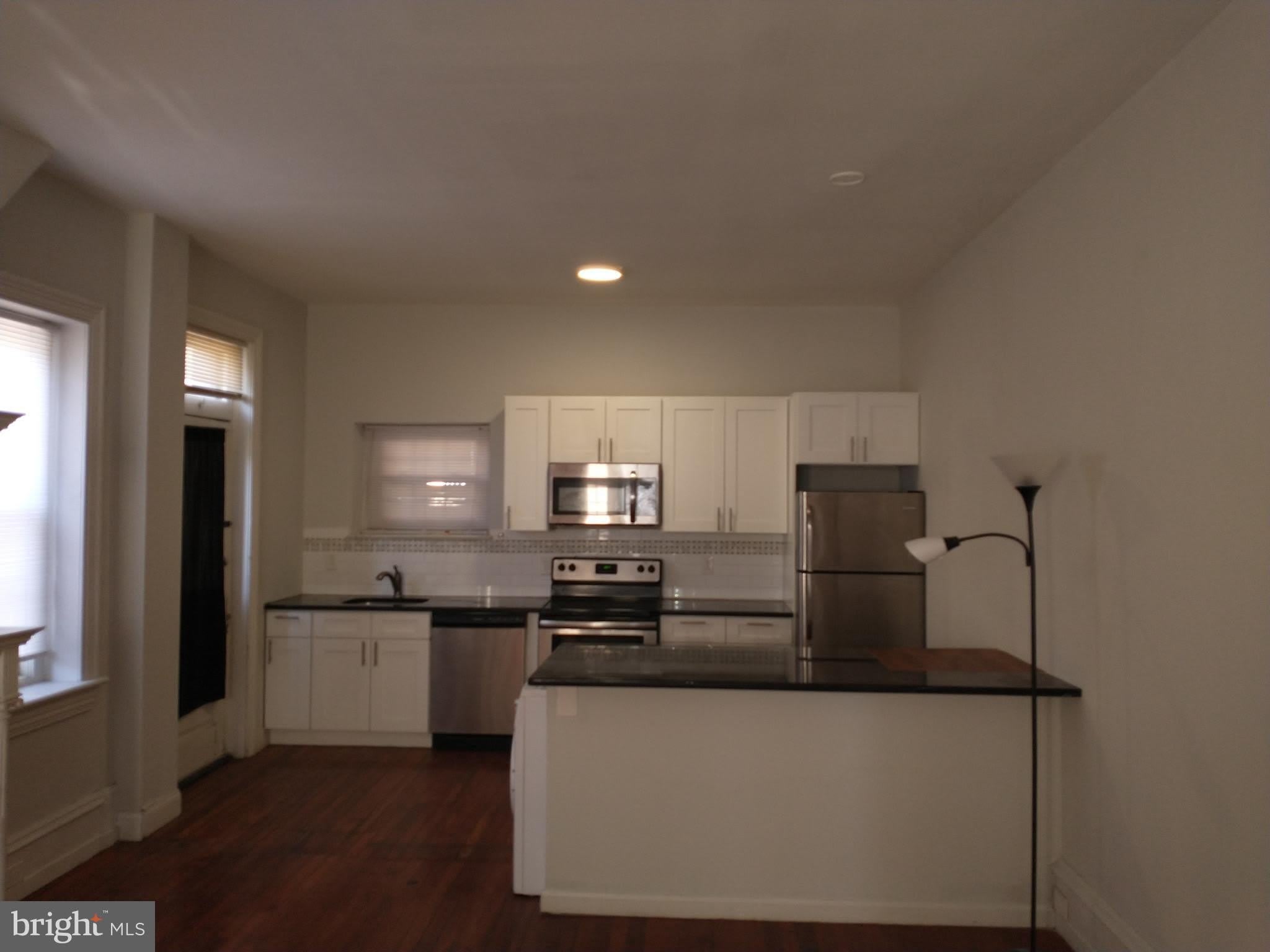 6845 GERMANTOWN Avenue – photo 3