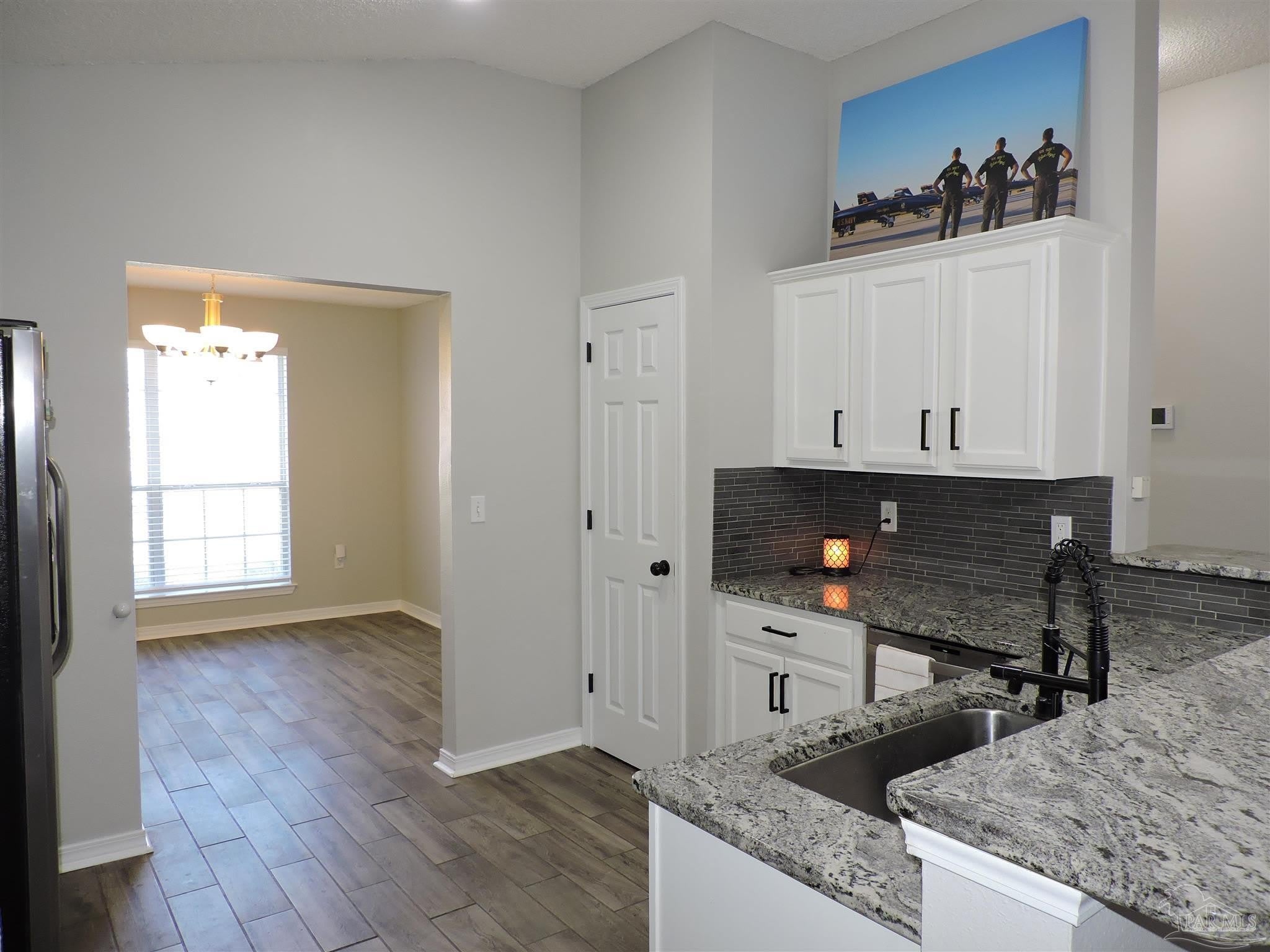 2541 Gulf Breeze Ave – photo 4