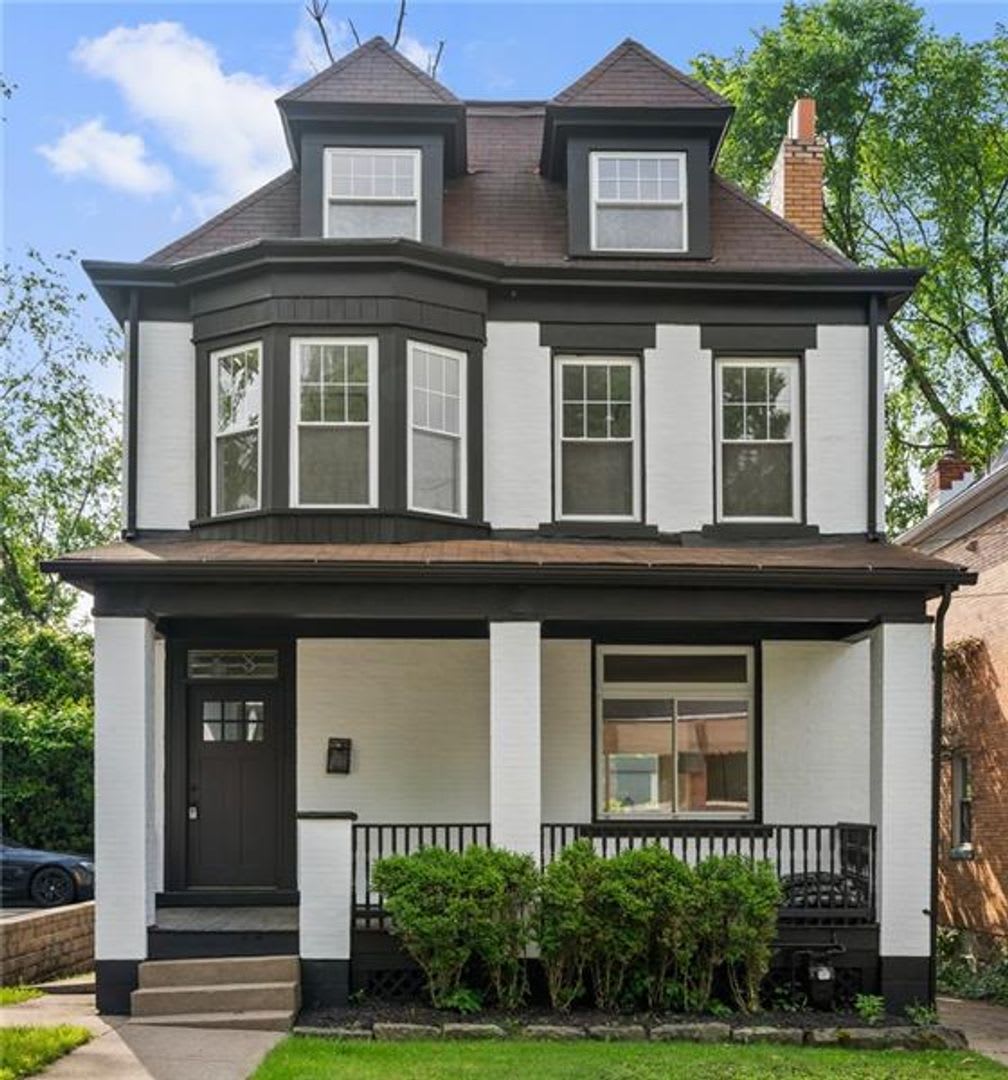 Beautiful Home in the hear of Edgewood – photo 3