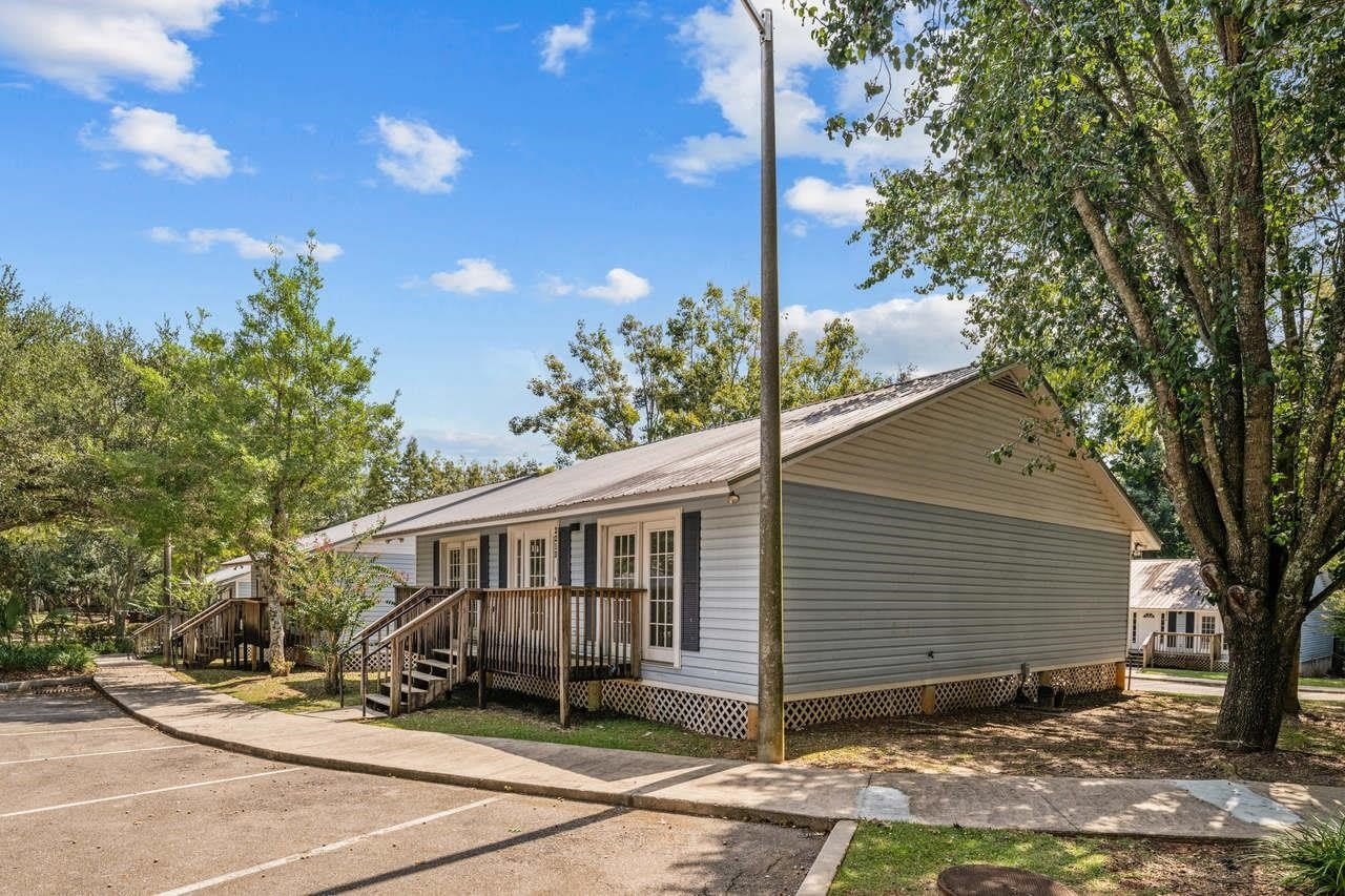 2266 Magnolia Circle – photo 5
