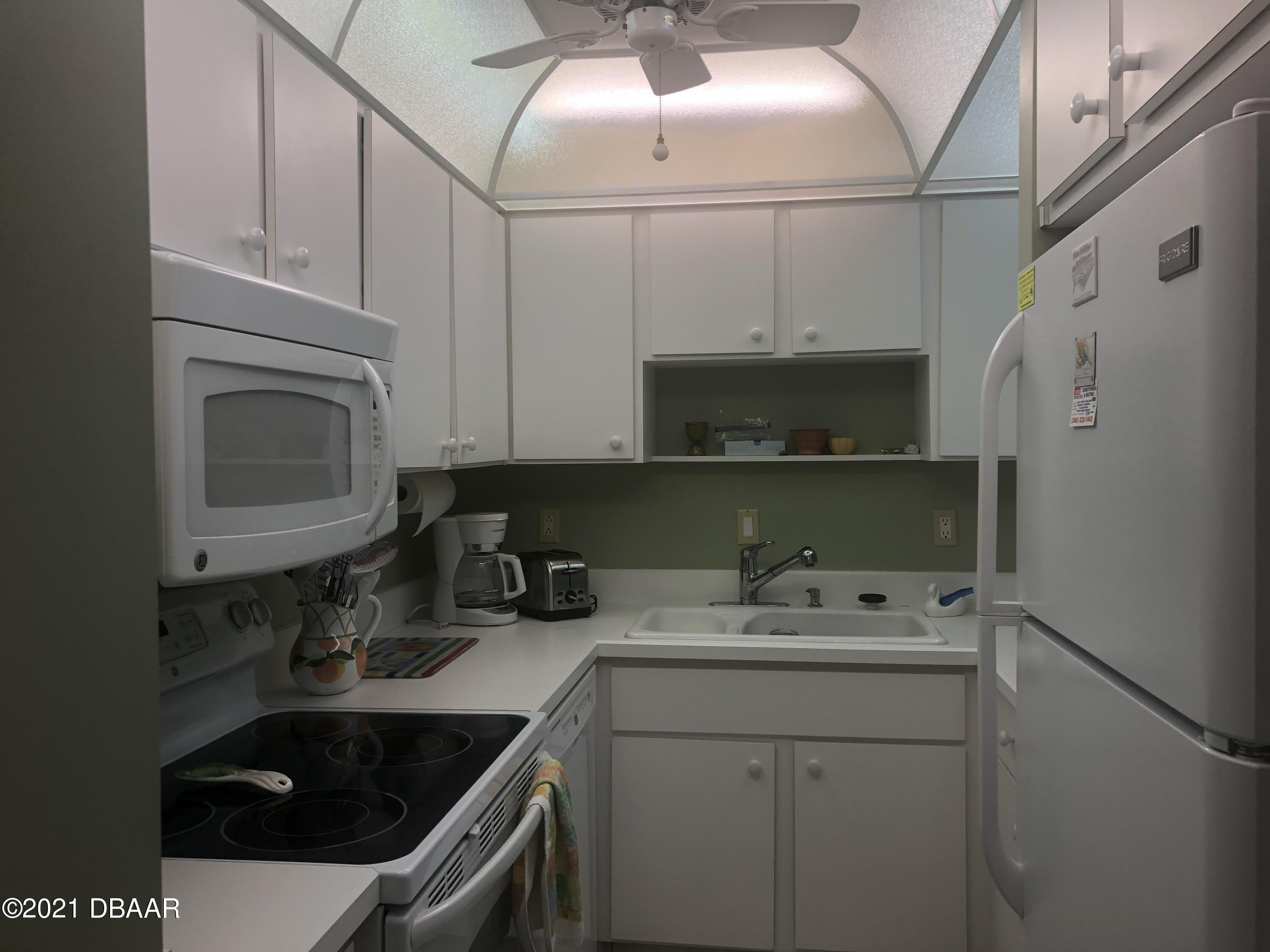 2987 S Atlantic Avenue – photo 4