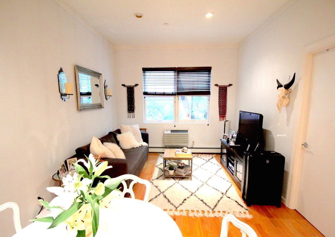 126 East 31St Street – photo 2