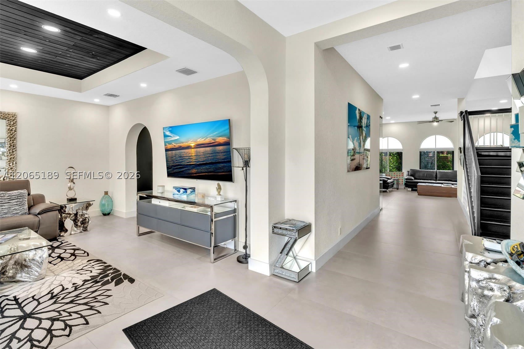 2521 Center Ave – photo 4