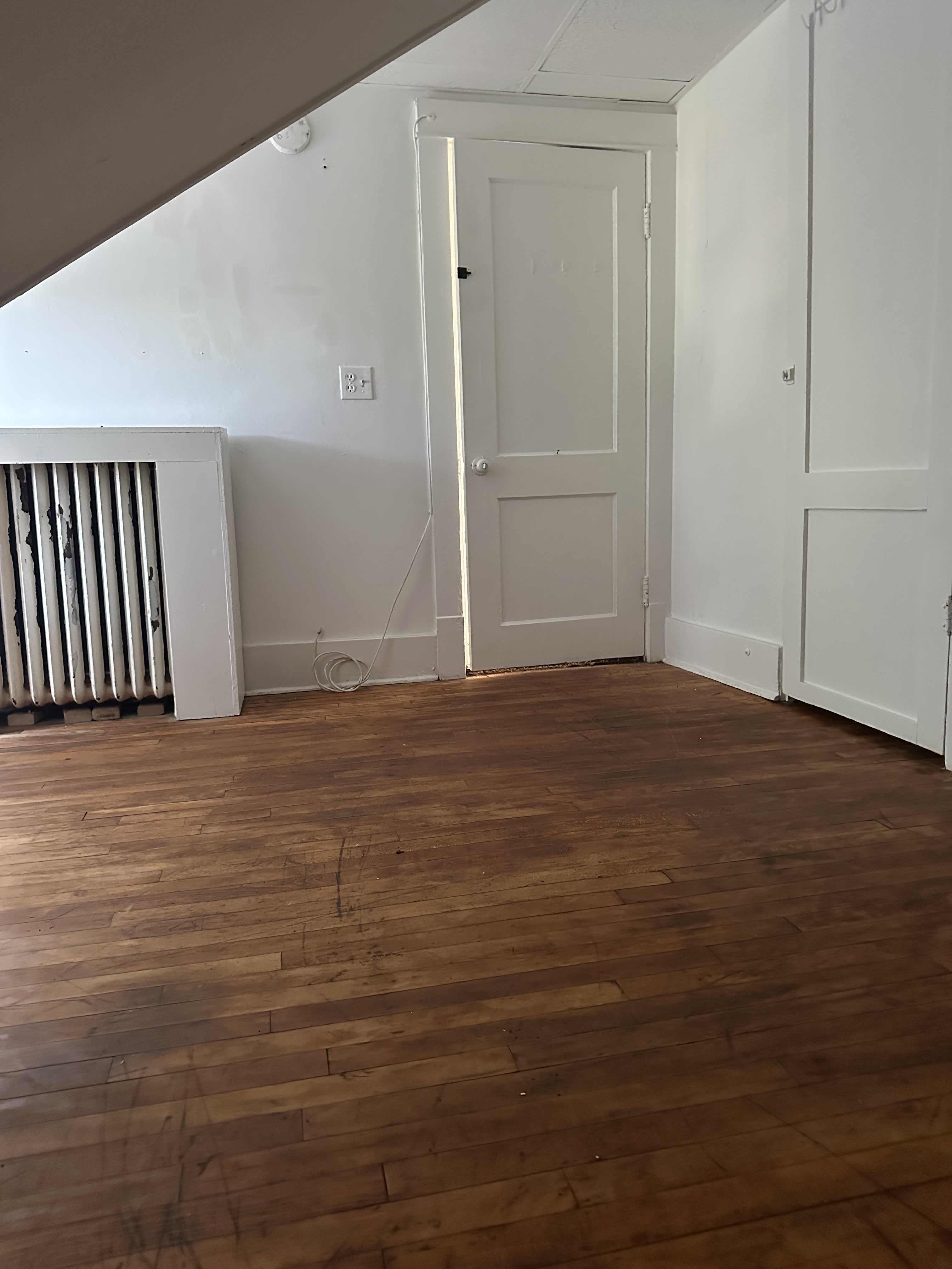 239 Ashland Ave – photo 4