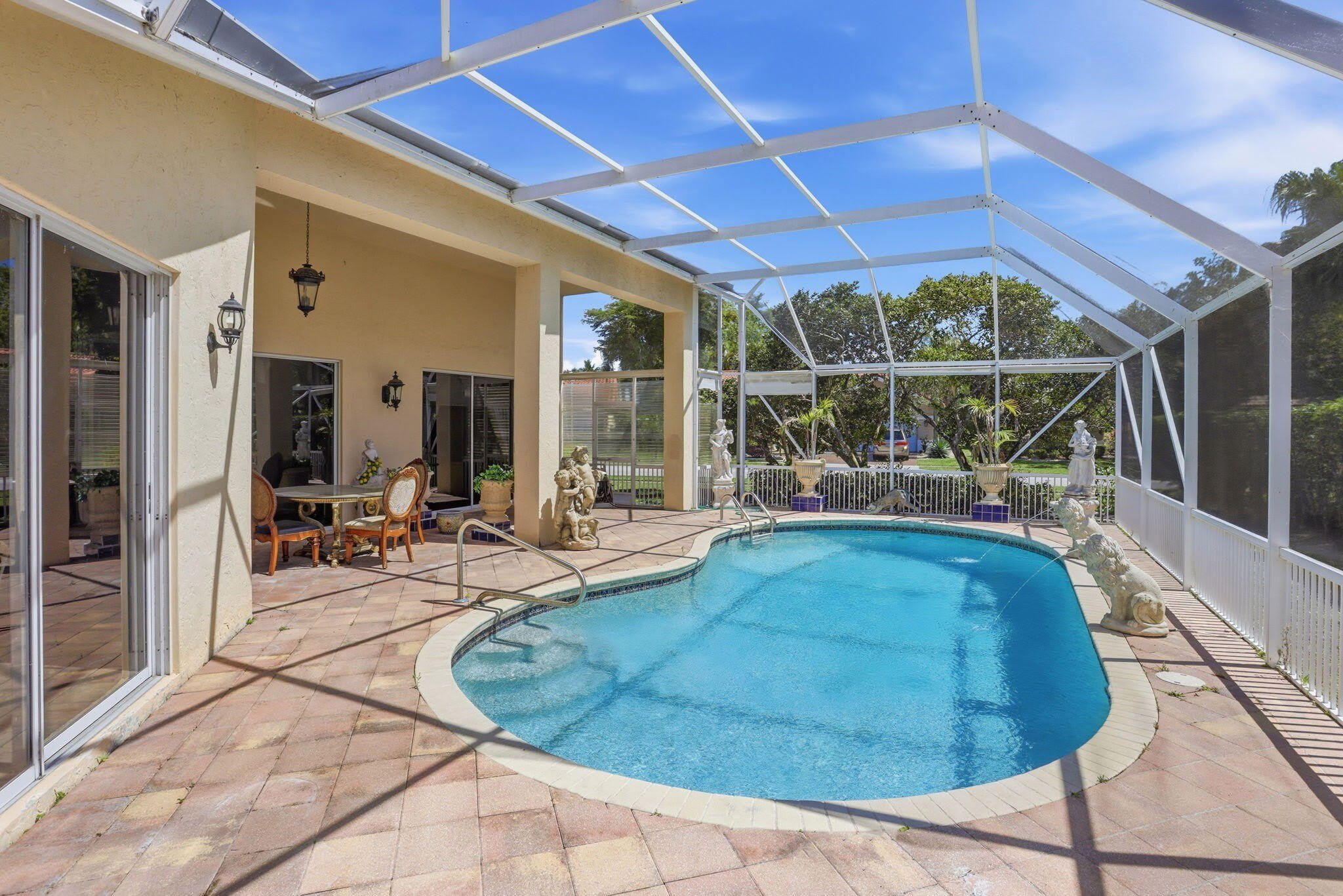 7821 Dorchester Road – photo 2