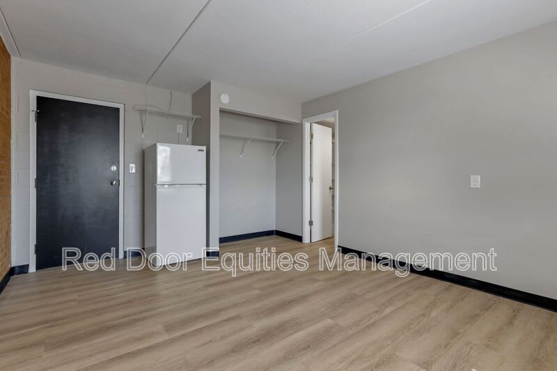 Fairfield Studio Apartments – photo 5