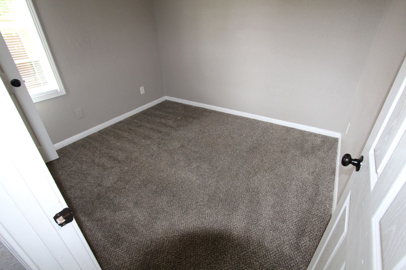 Charming Home With 3 Beds 1 Bath Near To Fuller State Park – photo 4
