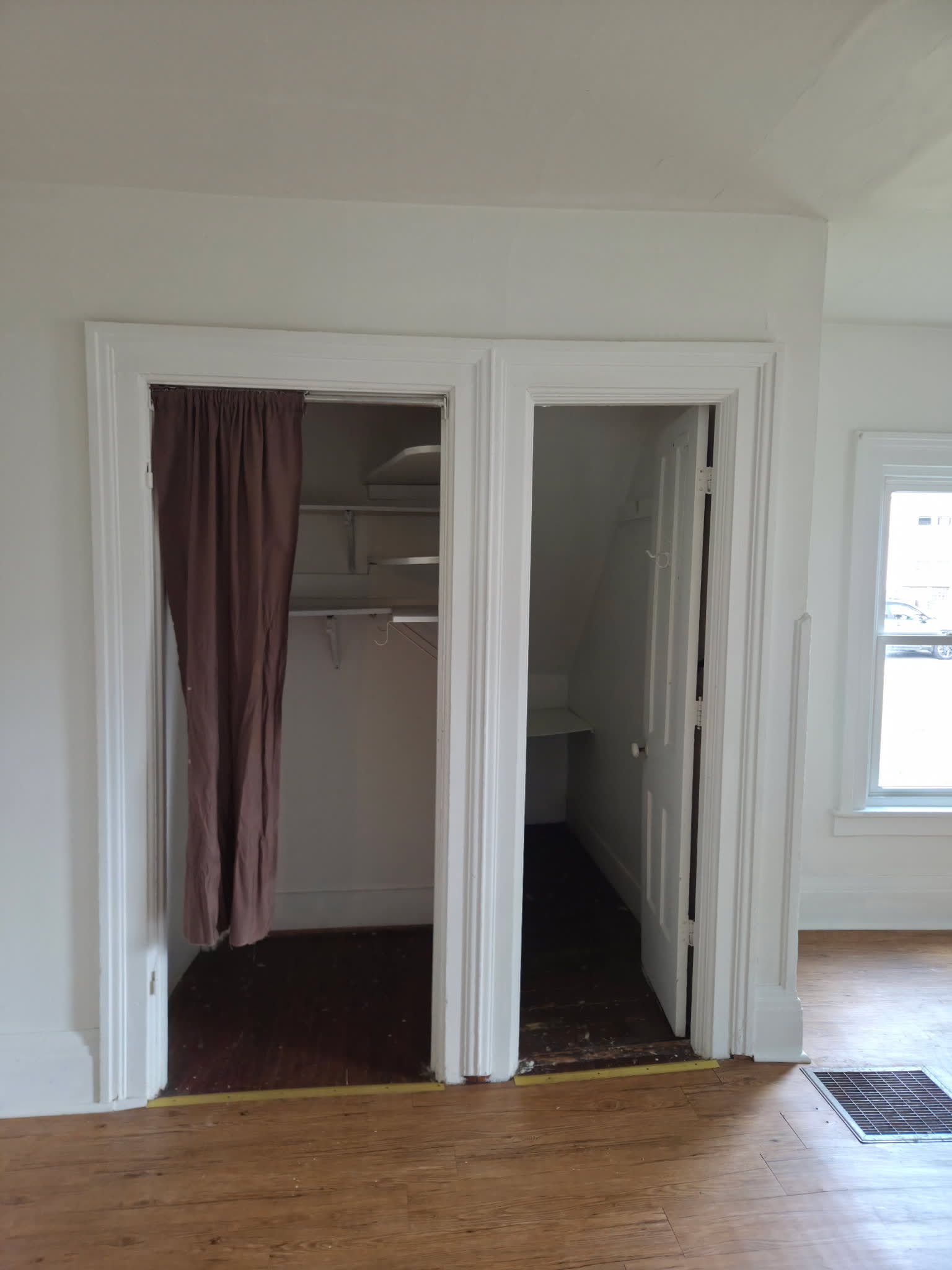 352 Milton Ave – photo 5