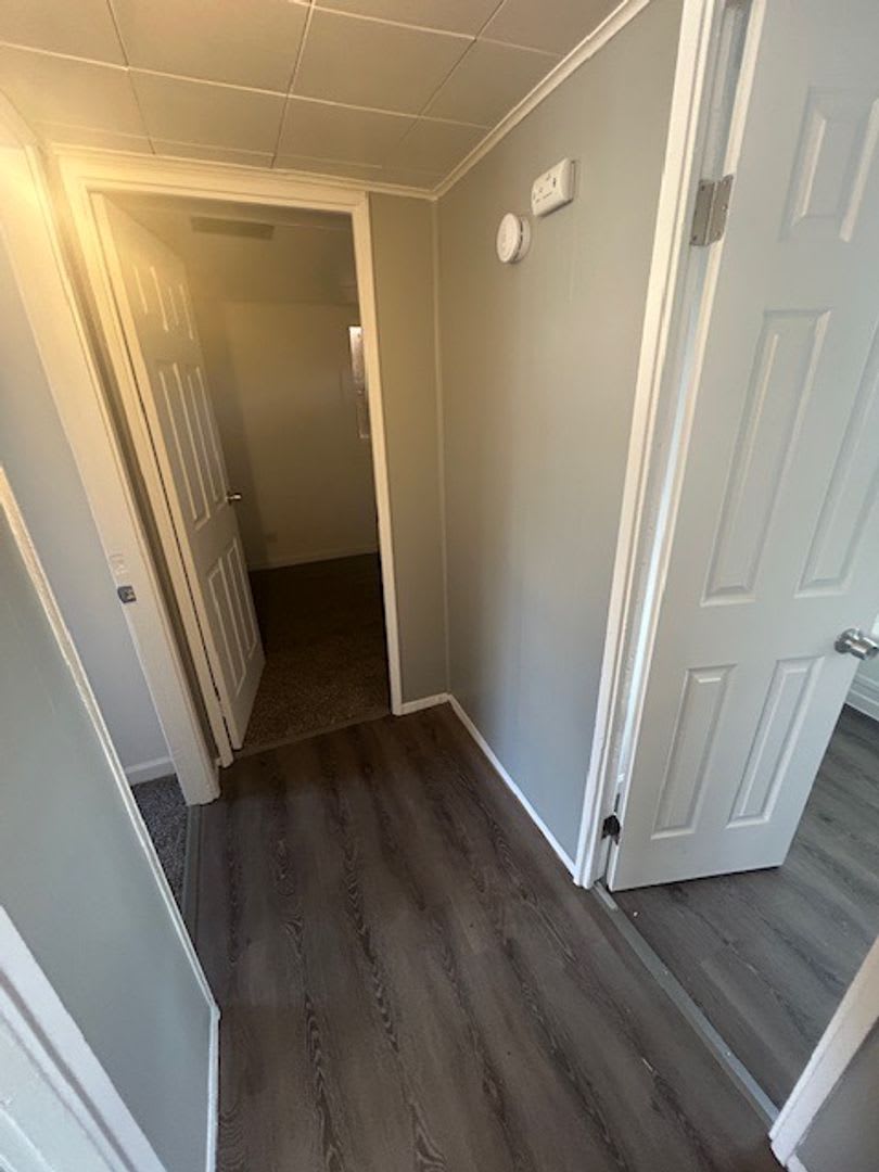 HALF OFF Security Deposit – Limited Time Special! Section 8 Welcome! – photo 5
