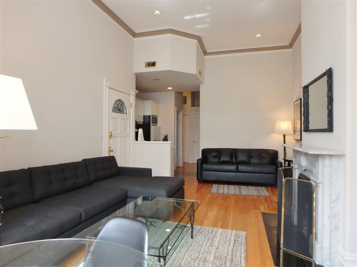 1944 Webster Street – photo 3