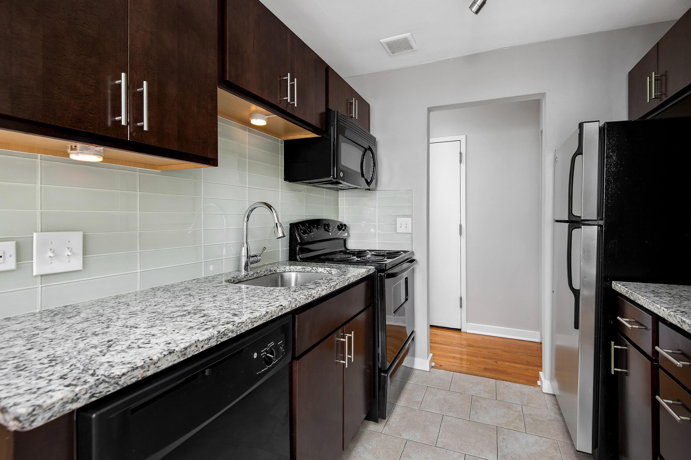 Reside At 2727 – photo 3