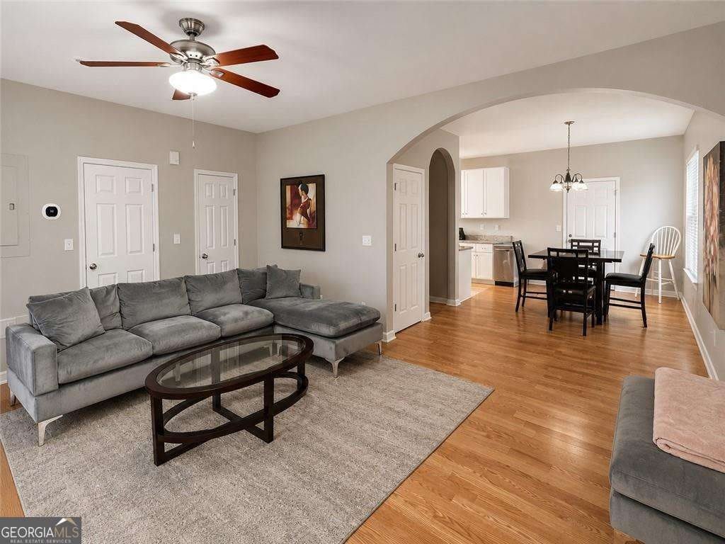 809 Spencer Street NW – photo 3