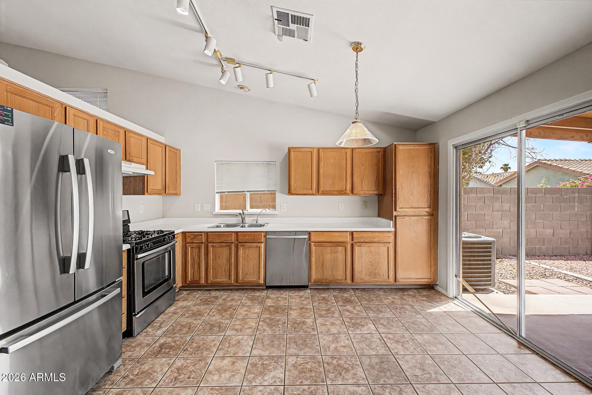 9969 W MACKENZIE Drive – photo 5