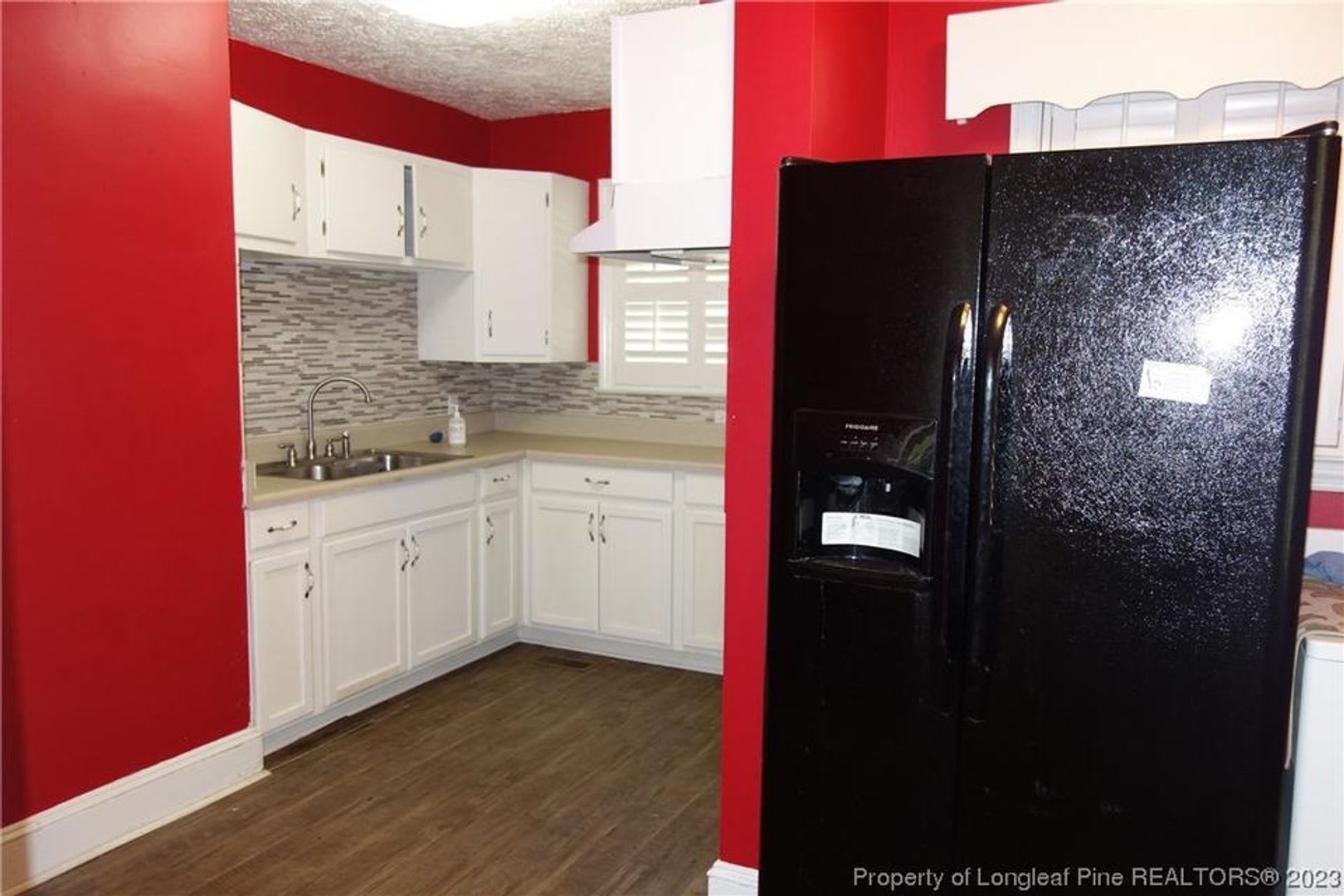 2-Bedroom, 1-Bath House – photo 2