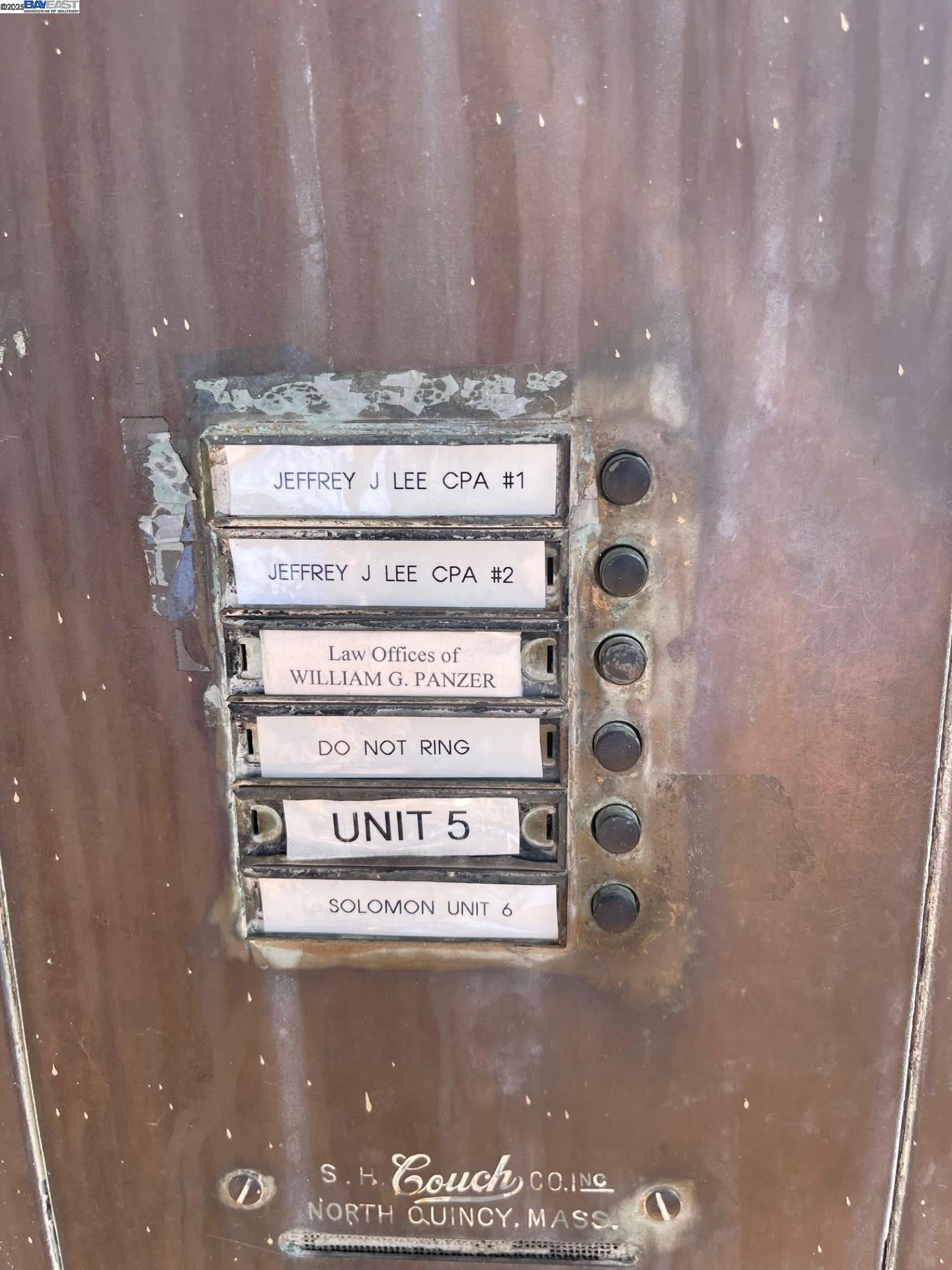 370 Grand Ave – photo 4