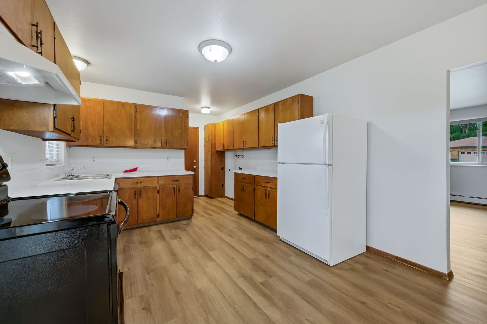 745 Nyssa Drive – photo 5