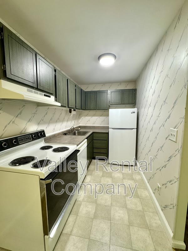 74 Barrett Street 308 – photo 2