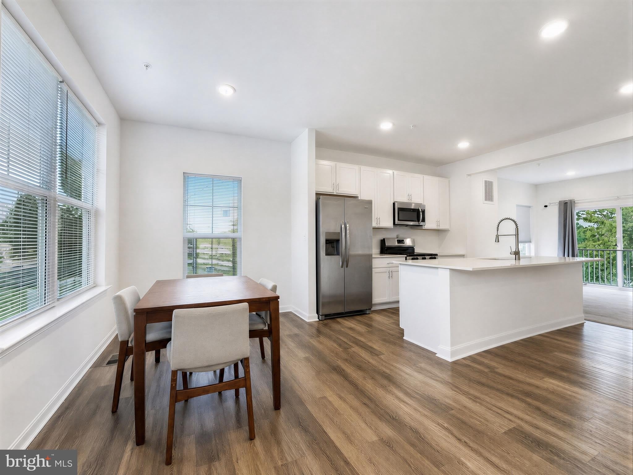 45710 N MAXINE Way – photo 2