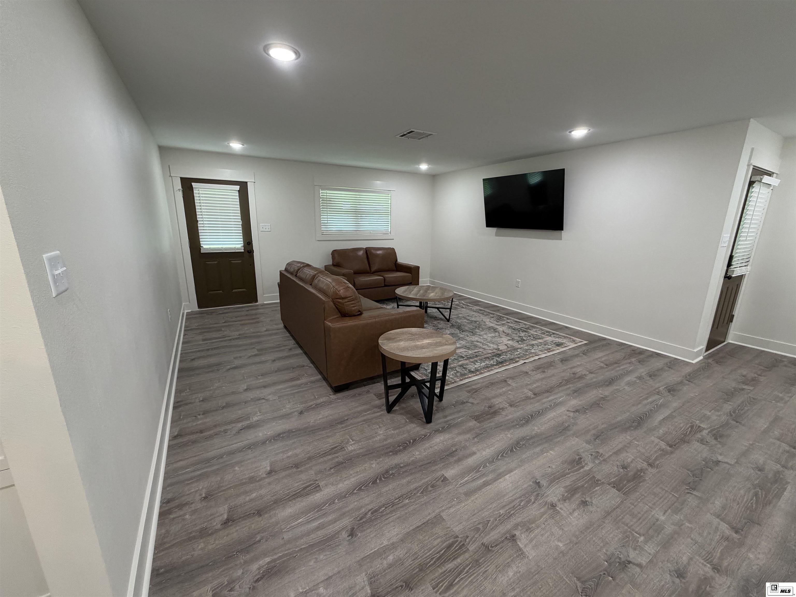 204 ASHLEY STREET – photo 2