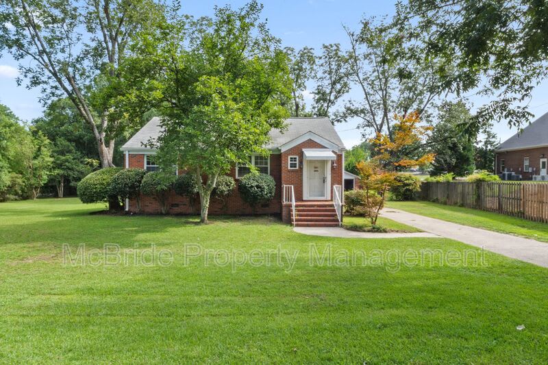 105 Nutgrove Drive – photo 1
