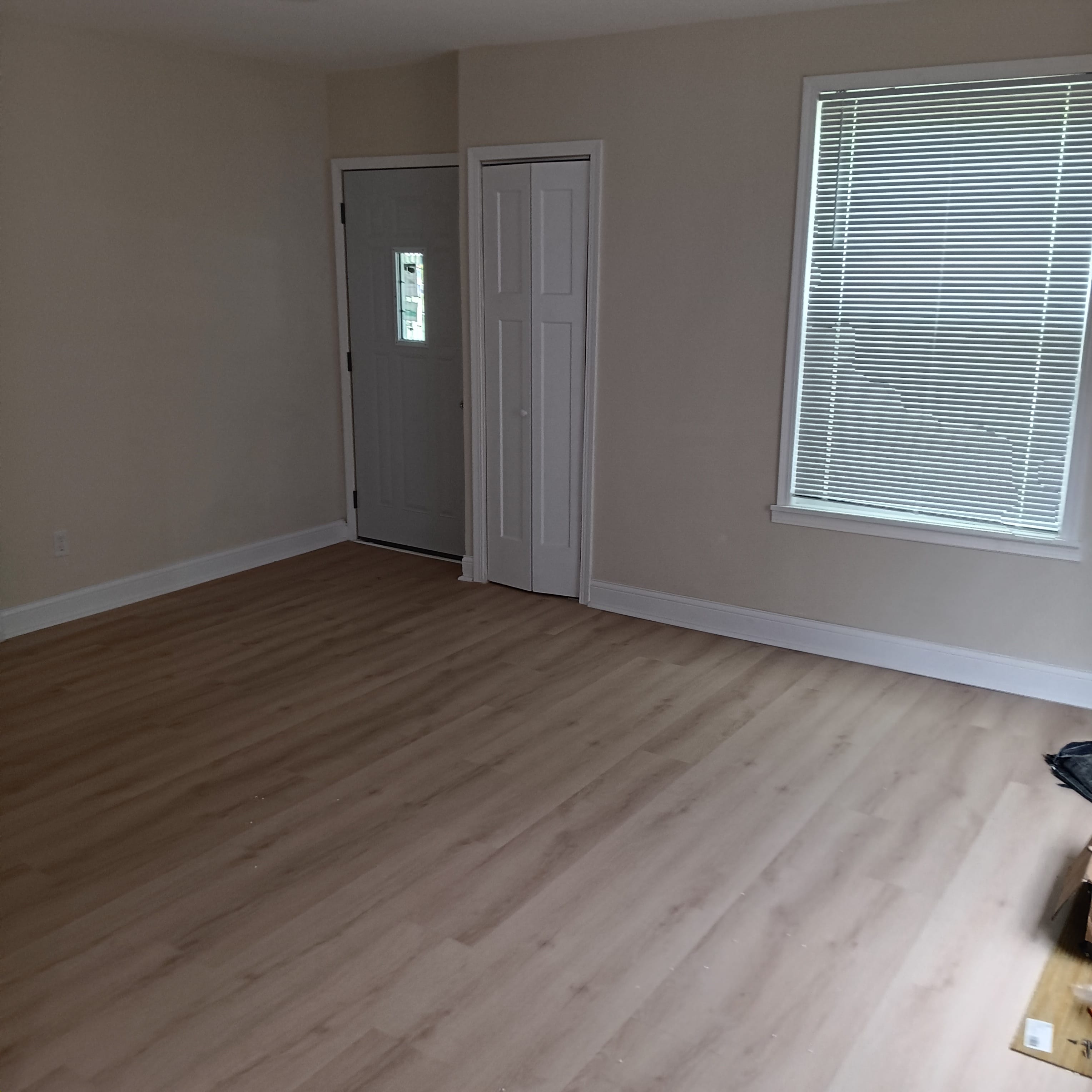 2413 Wabash Ave – photo 4