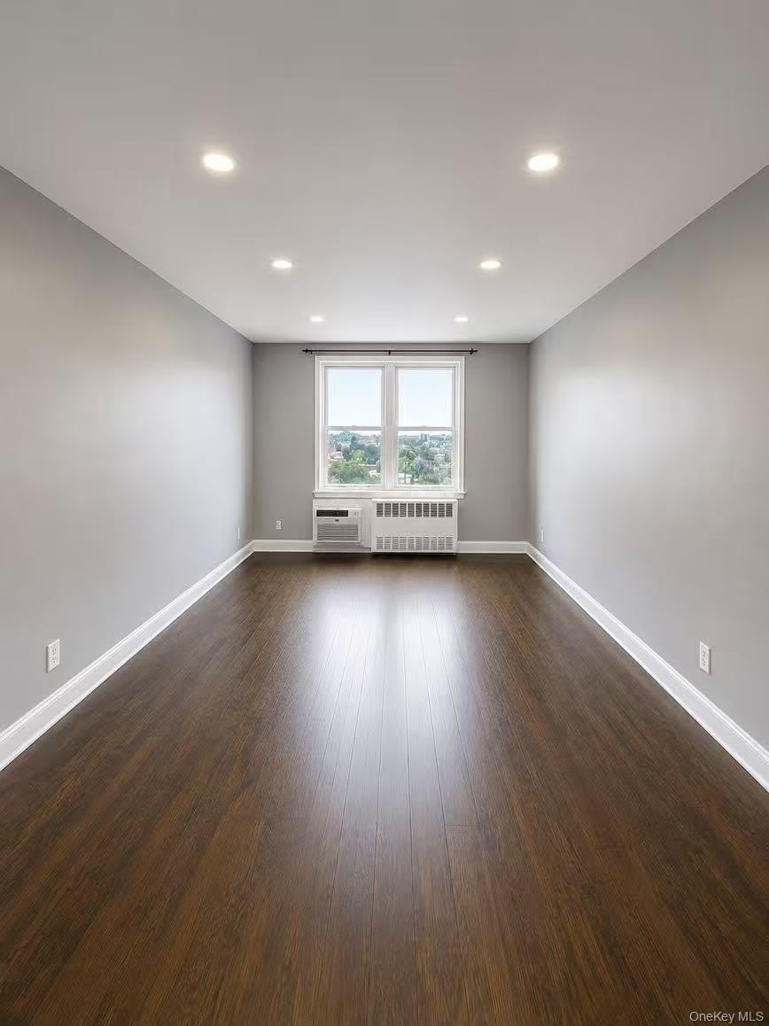 74-02 43rd Avenue – photo 2
