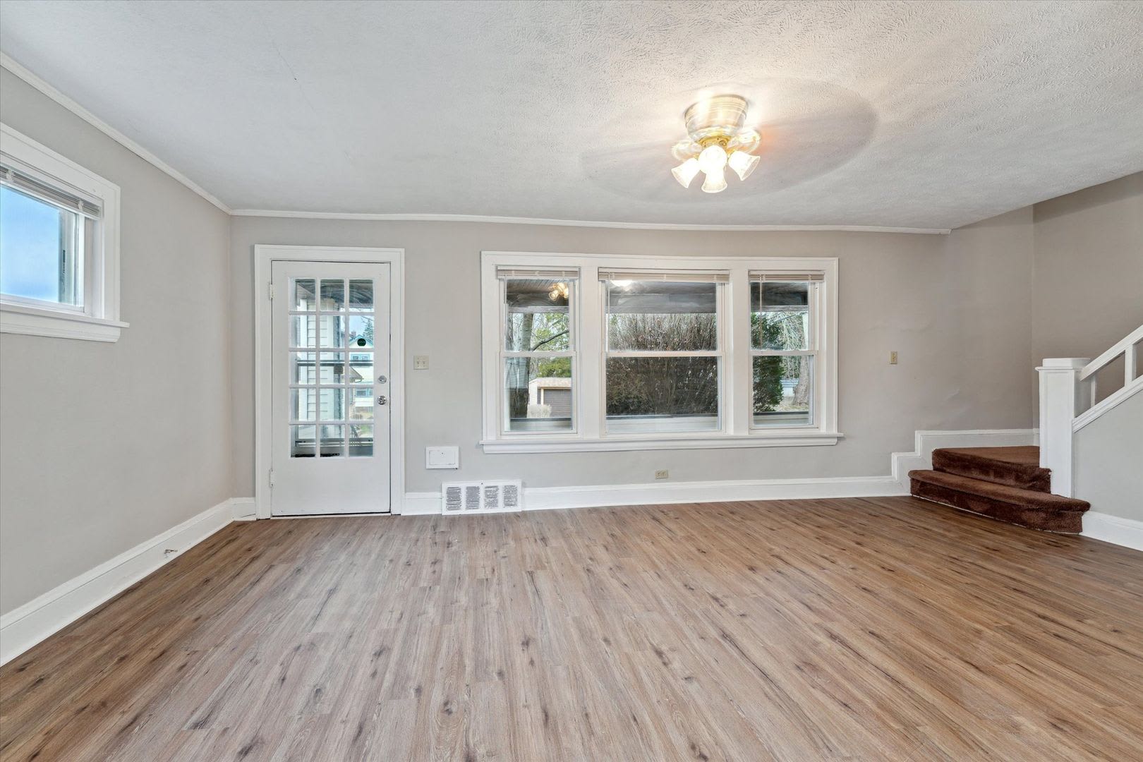 4367 E 139 St – photo 5