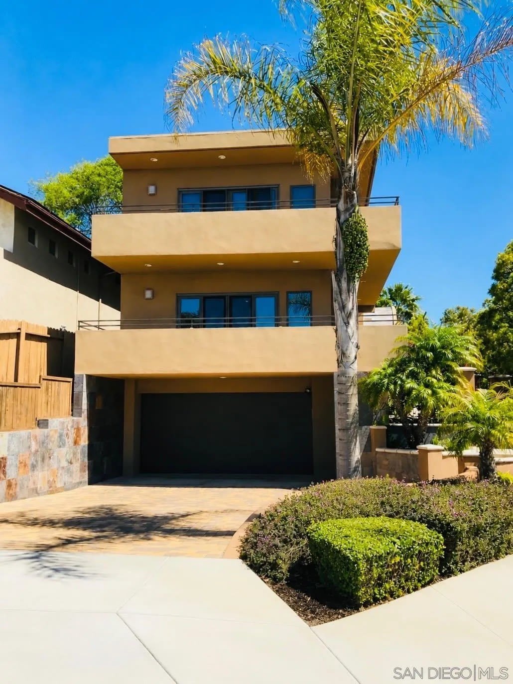 13801 Mercado Drive – photo 1
