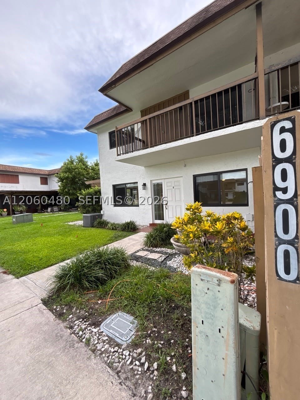 6900 Nw 169Th St – photo 3