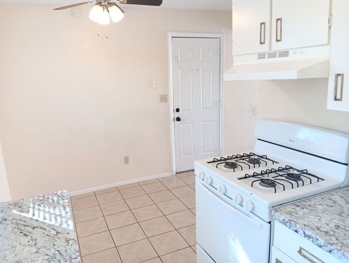 2933 North Geronimo Avenue – photo 5