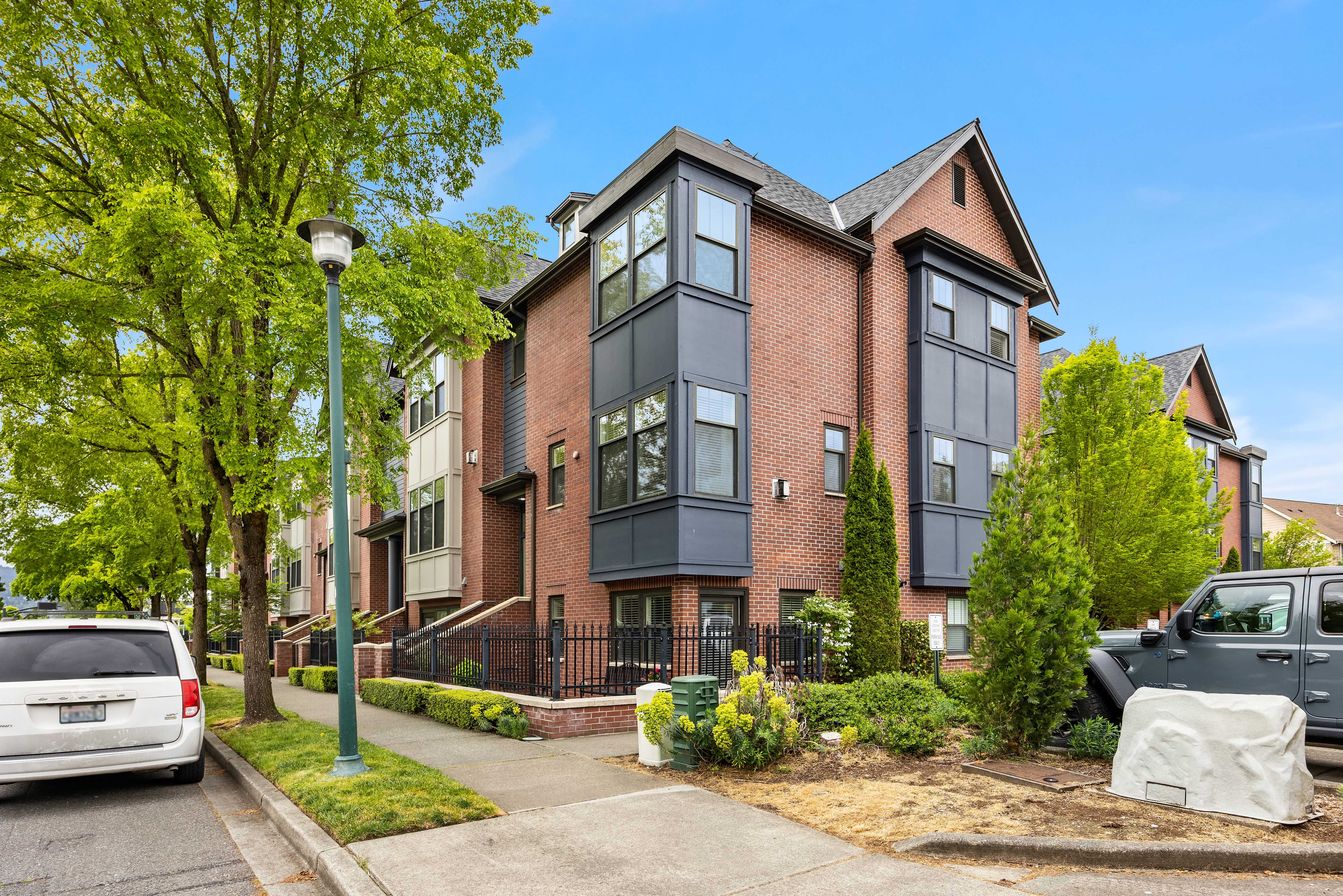 1186 Northeast Park Drive – photo 4