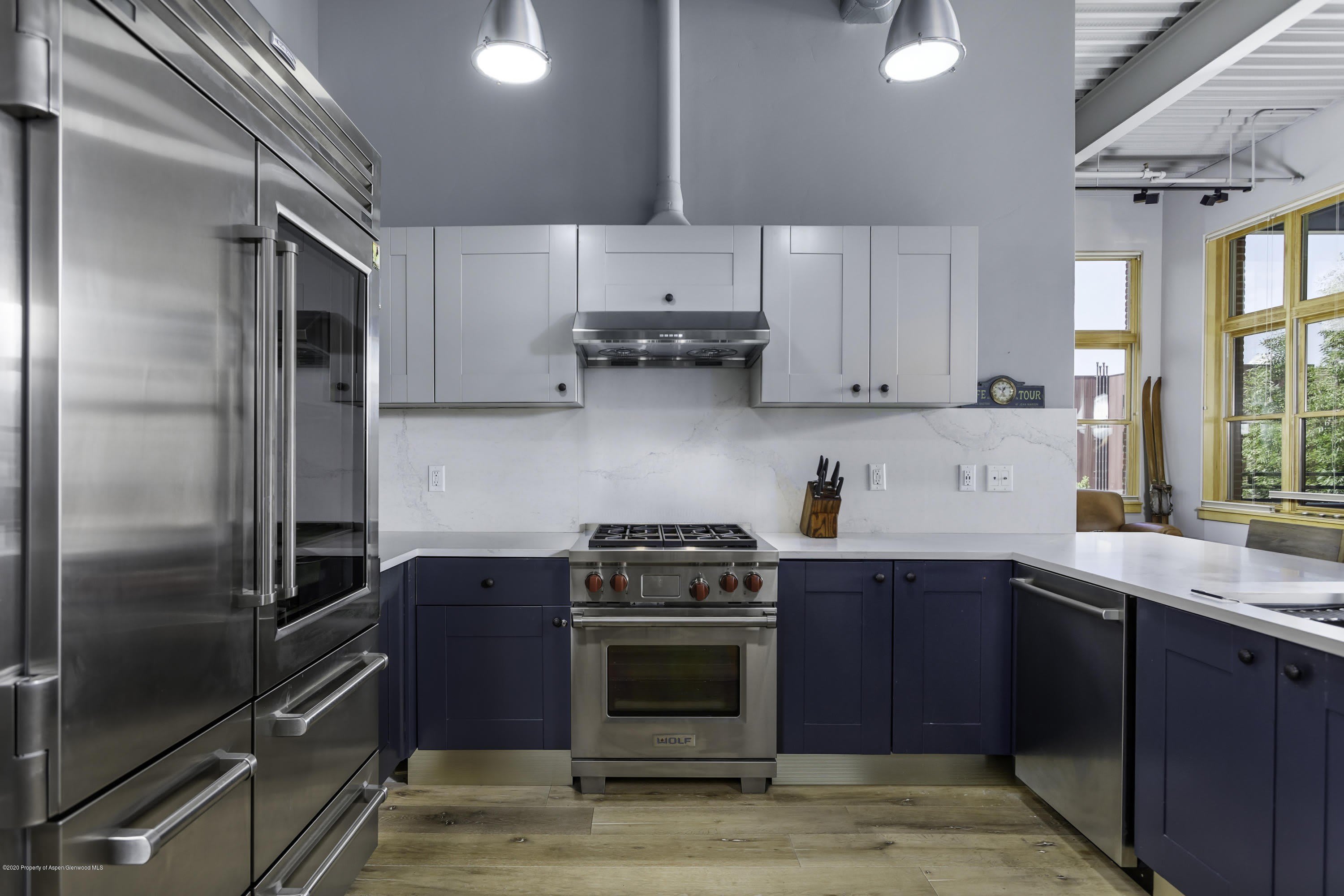 231 Robinson Street – photo 4