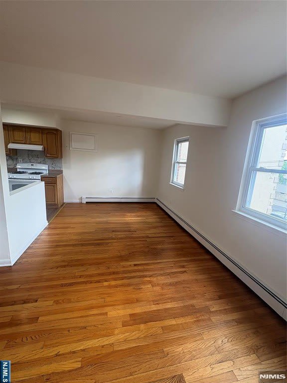 399 Walker Street – photo 4