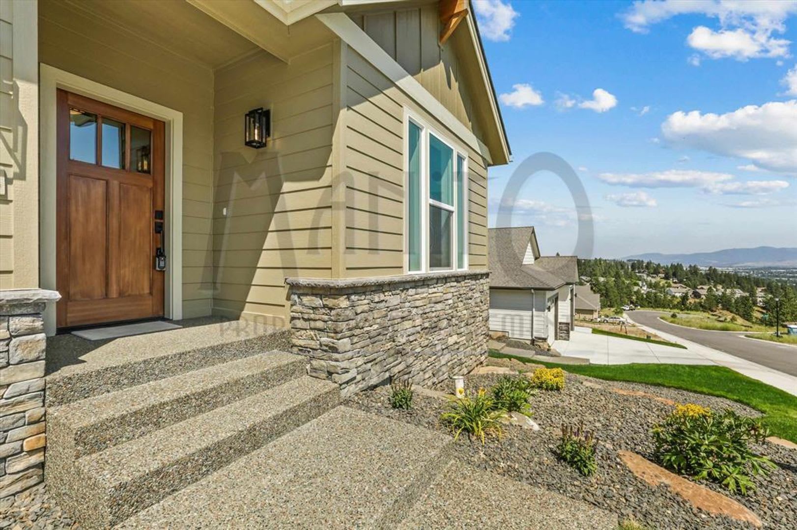 Spacious Rancher in Gated Community – photo 2