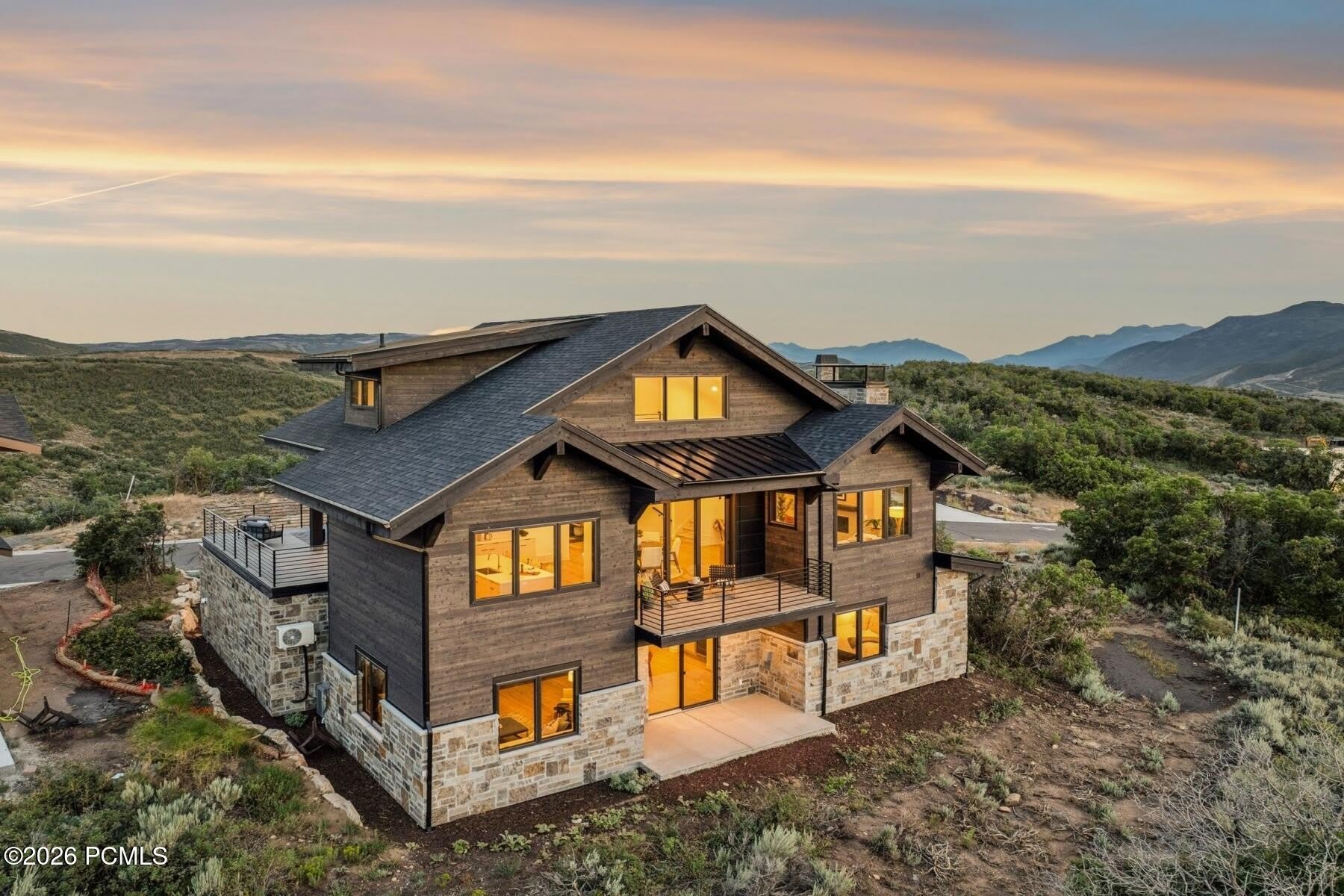1285 E Lasso Trail – photo 3