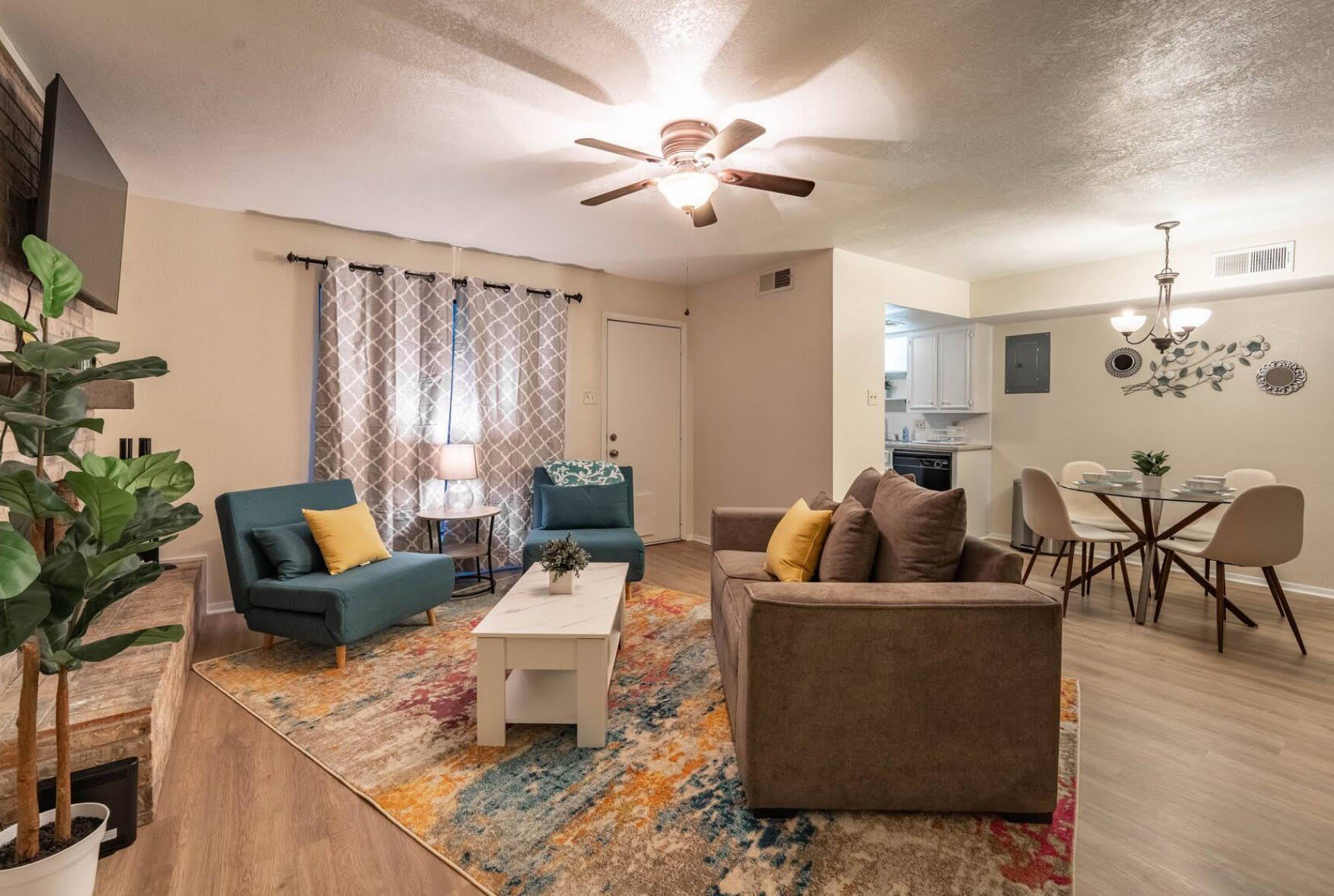 8601 Memphis Drive – photo 3