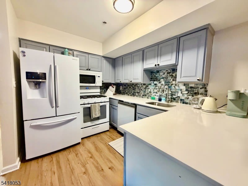 51 Smith St – photo 2