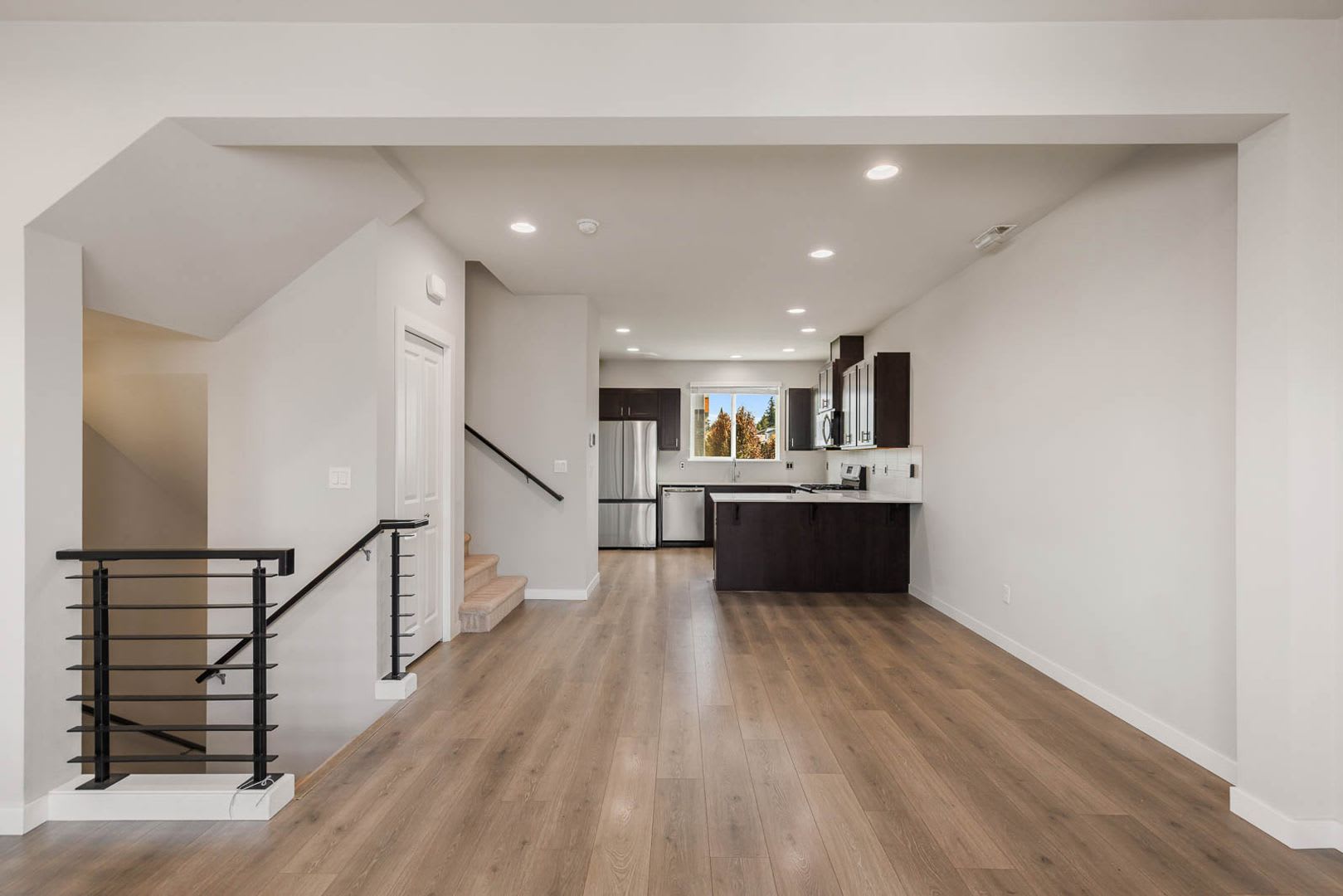 Modern Northshore Townhome with Designer Finishes & 2-Car Garage – photo 3